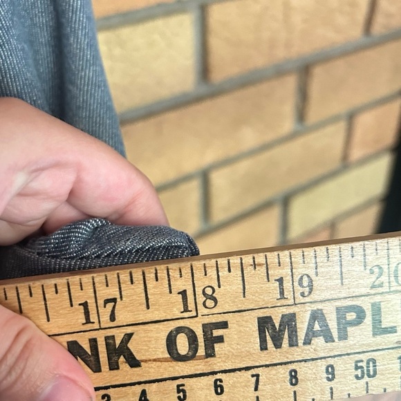 Theory Blue Denim Crop Long Sleeve Button Up Button Cuff Jacket Size Medium - Picture 9 of 9